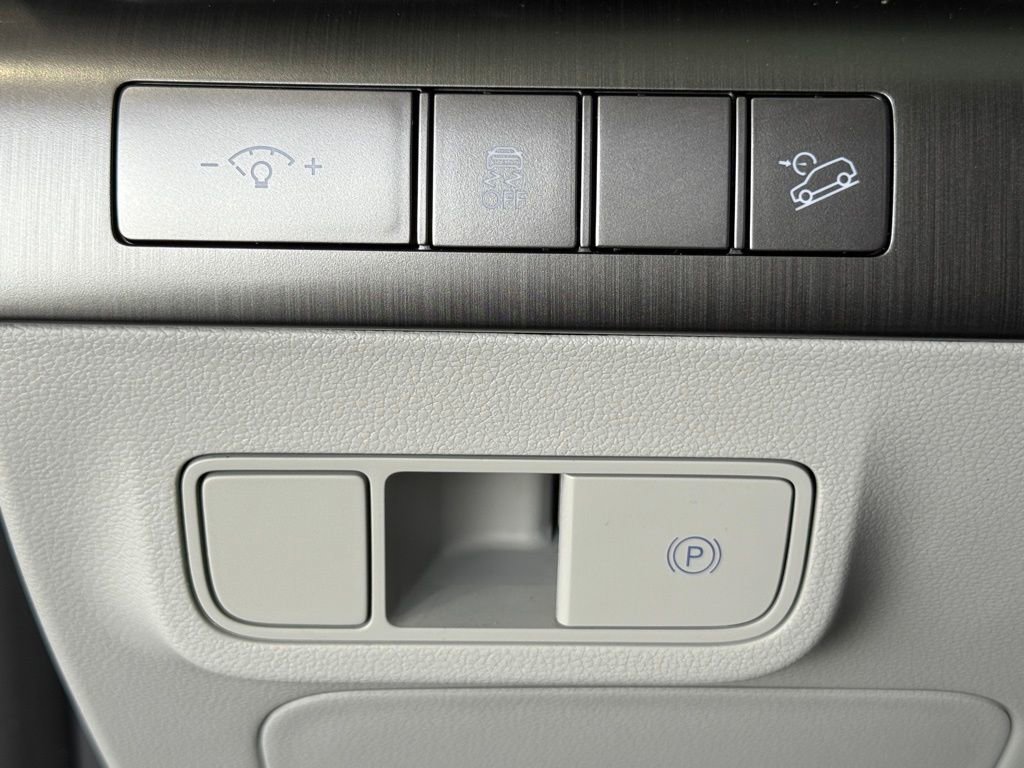 Used 2024 Hyundai Kona SEL image 26