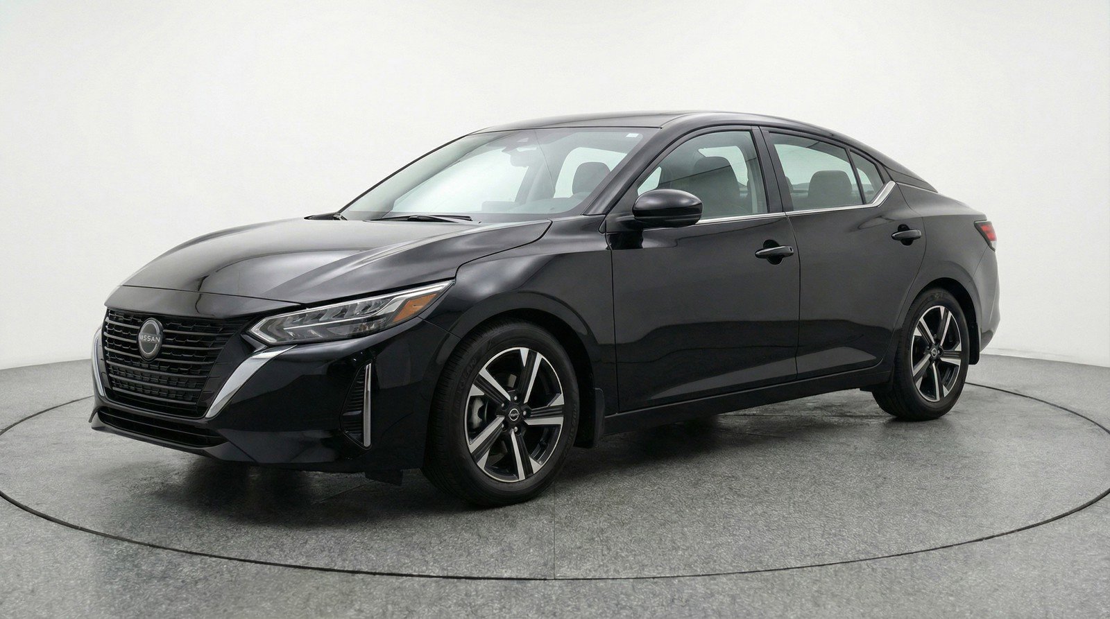 Used 2025 Nissan Sentra SV image 3