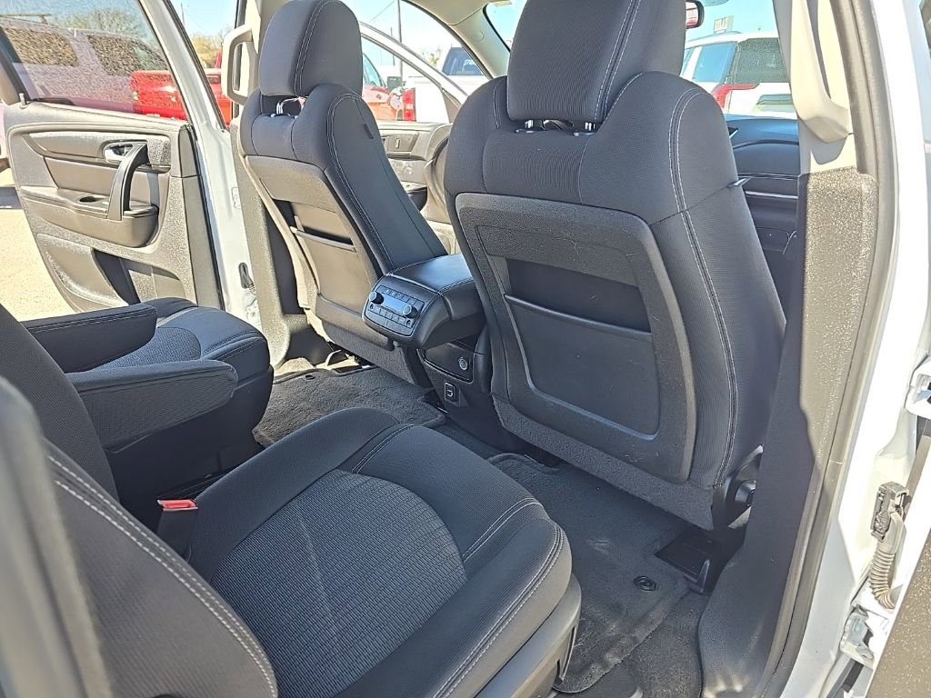 Used 2017 Chevrolet Traverse LT image 13