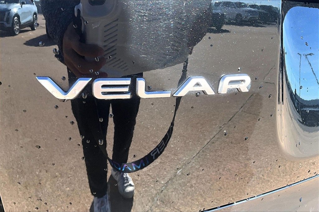 Used 2023 Land Rover Range Rover Velar S image 32