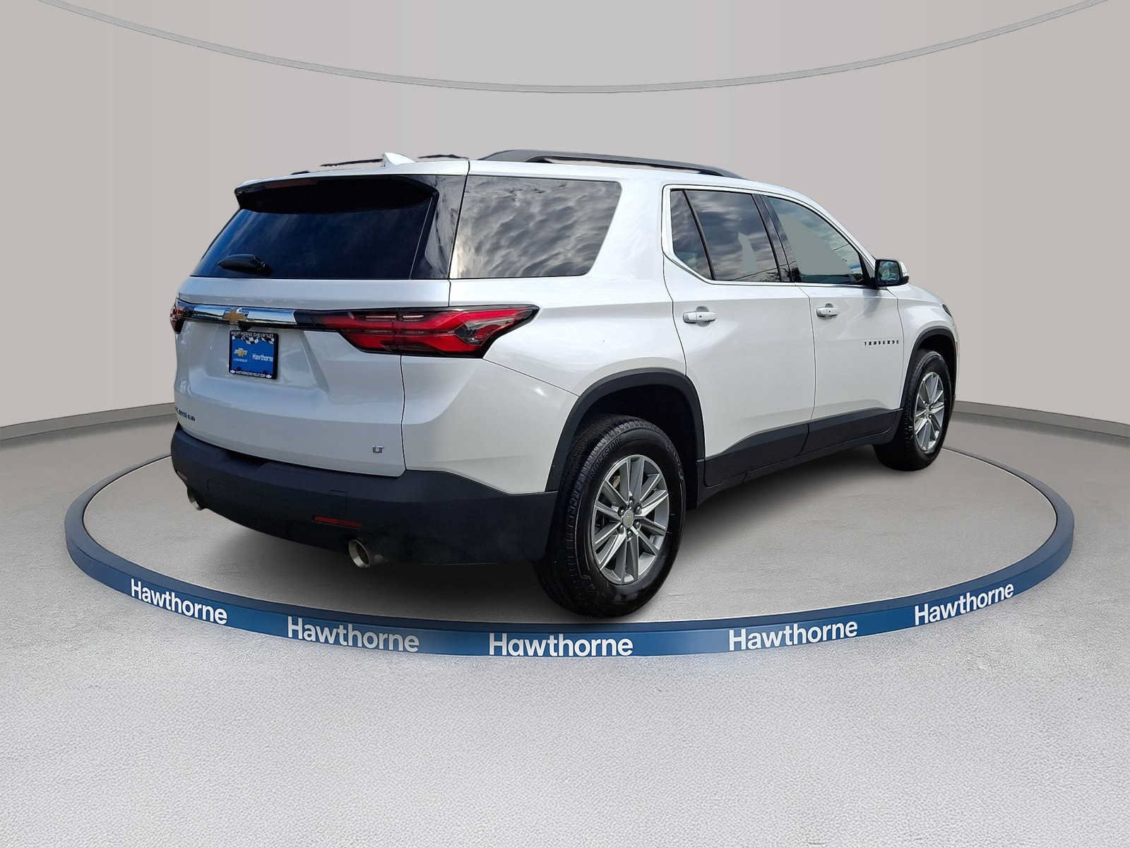 Used 2023 Chevrolet Traverse LT AWD/4WD image 6