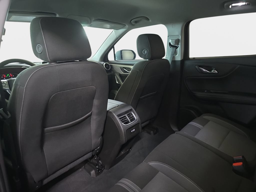 Used 2025 Chevrolet Blazer LT FWD image 16