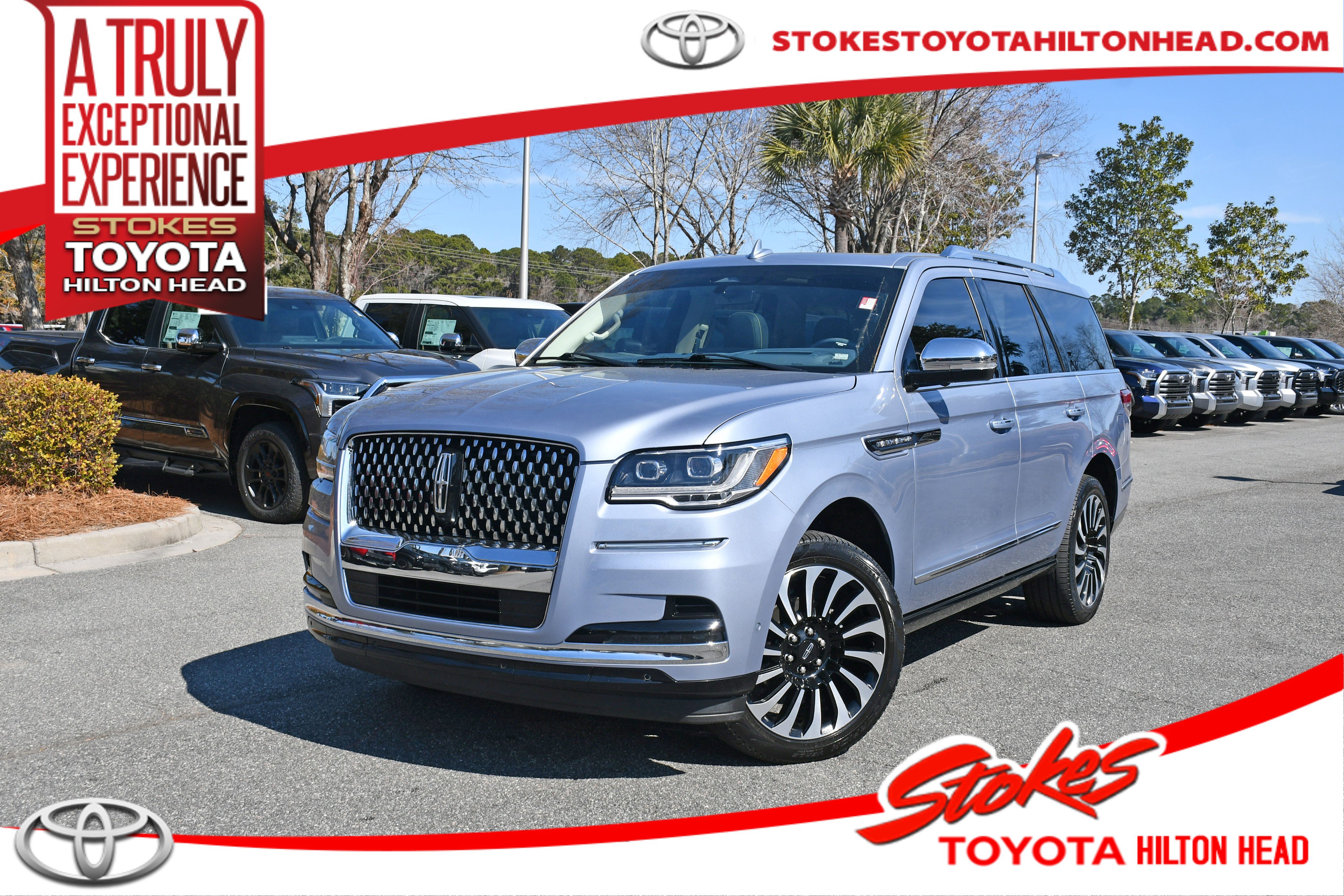 Used 2024 Lincoln Navigator Black Label AWD/4WD image 1