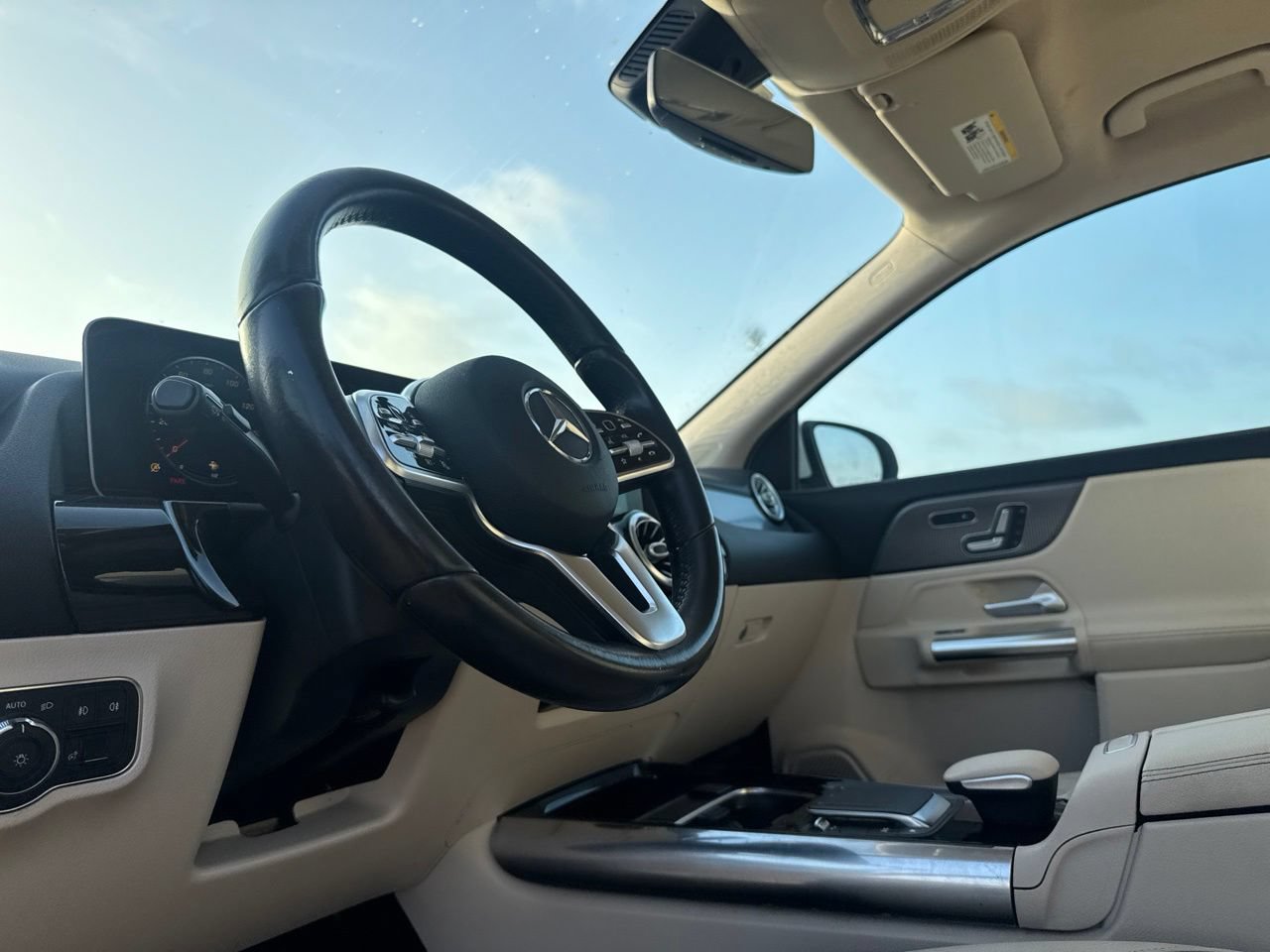 Used 2021 Mercedes-Benz GLA 250 image 35