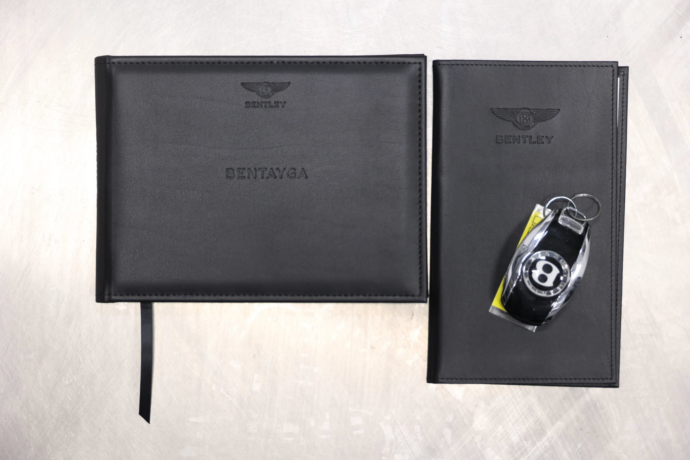 Used 2021 Bentley Bentayga w/ First Edition Specification AWD/4WD image 5