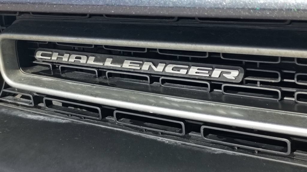 Used 2016 Dodge Challenger SXT Plus RWD image 12