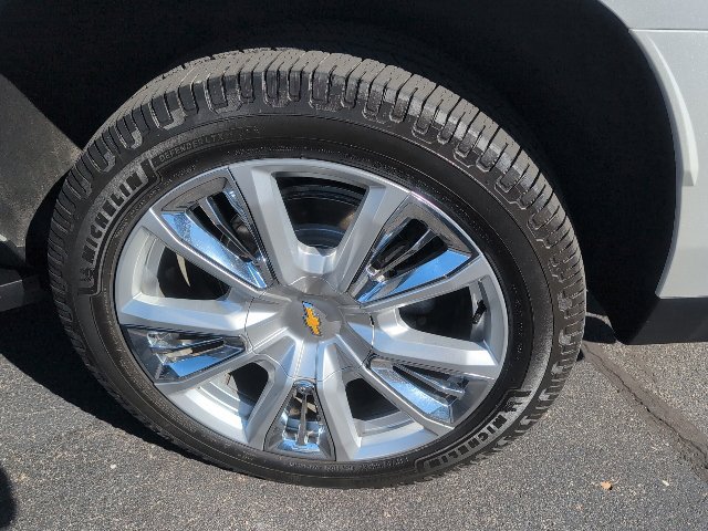 Used 2022 Chevrolet Tahoe High Country AWD/4WD image 18