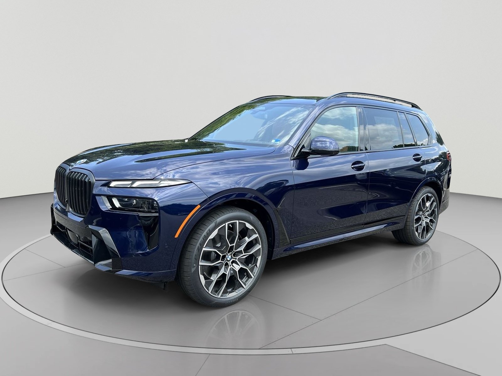 New 2027 BMW X7 xDrive40i w/ M Sport Package