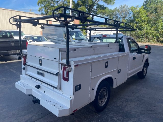 Used 2018 Ford F350 XL w/ Power Equipment Group RWD image 6