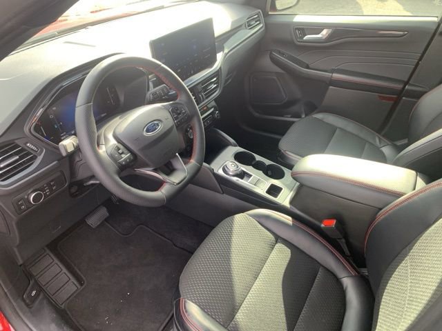 New 2025 Ford Escape ST-Line w/ Equipment Group 301A image 24