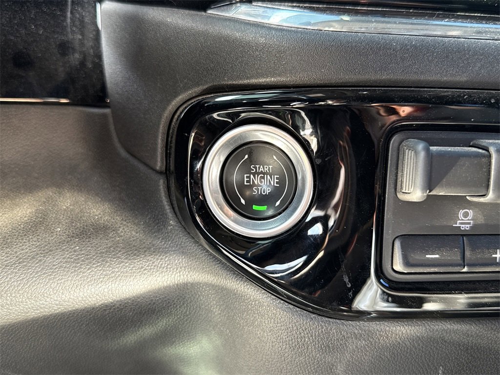 Used 2024 Chevrolet Silverado 2500 LTZ w/ LTZ Texas Edition image 18