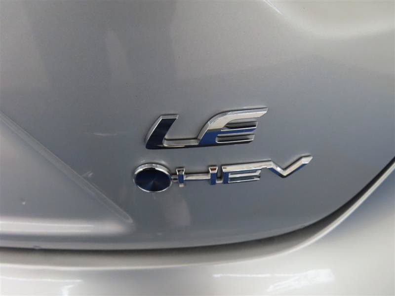 Used 2025 Toyota Corolla LE AWD/4WD image 14