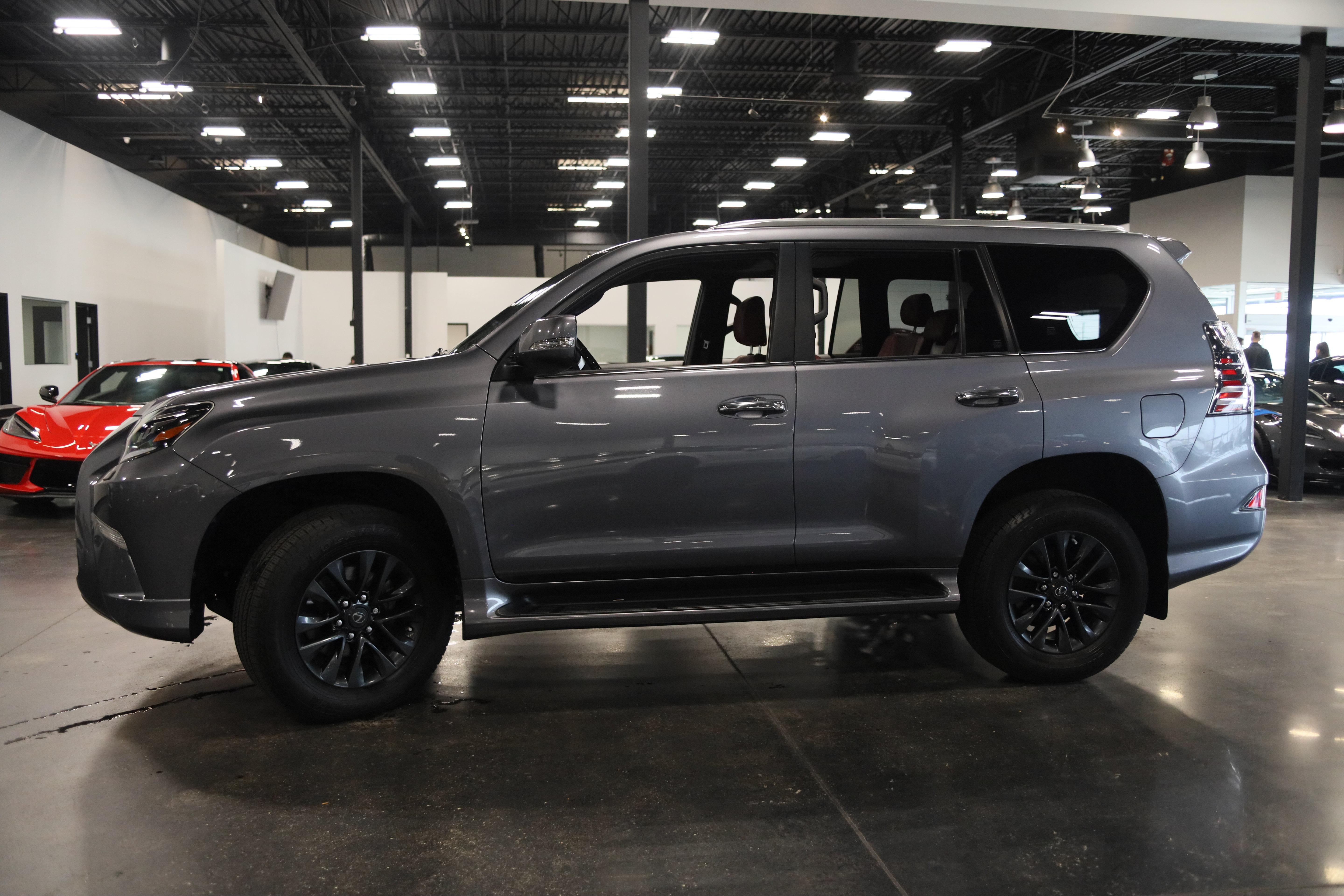 Used 2021 Lexus GX 460 Premium w/ Premium Package AWD/4WD image 10