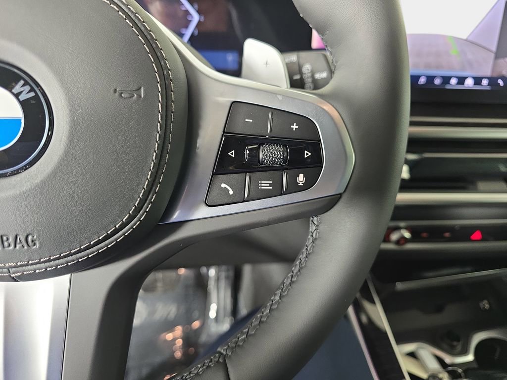 New 2026 BMW X7 xDrive40i w/ Executive Package image 19