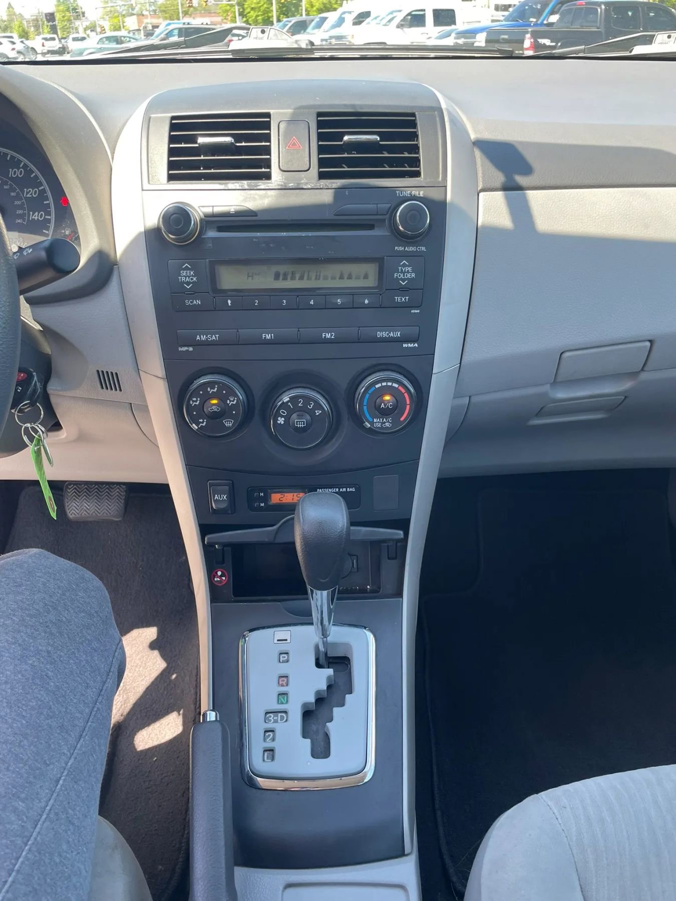 Used 2010 Toyota Corolla LE FWD image 38