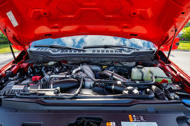 Used 2023 Ford F450 Lariat w/ FX4 Off-Road Package image 18