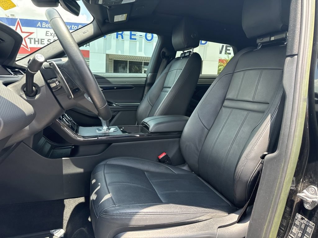 Used 2023 Land Rover Range Rover Evoque R-Dynamic S AWD/4WD image 15