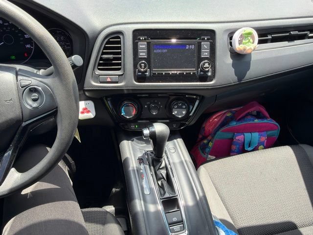 Used 2022 Honda HR-V LX image 15