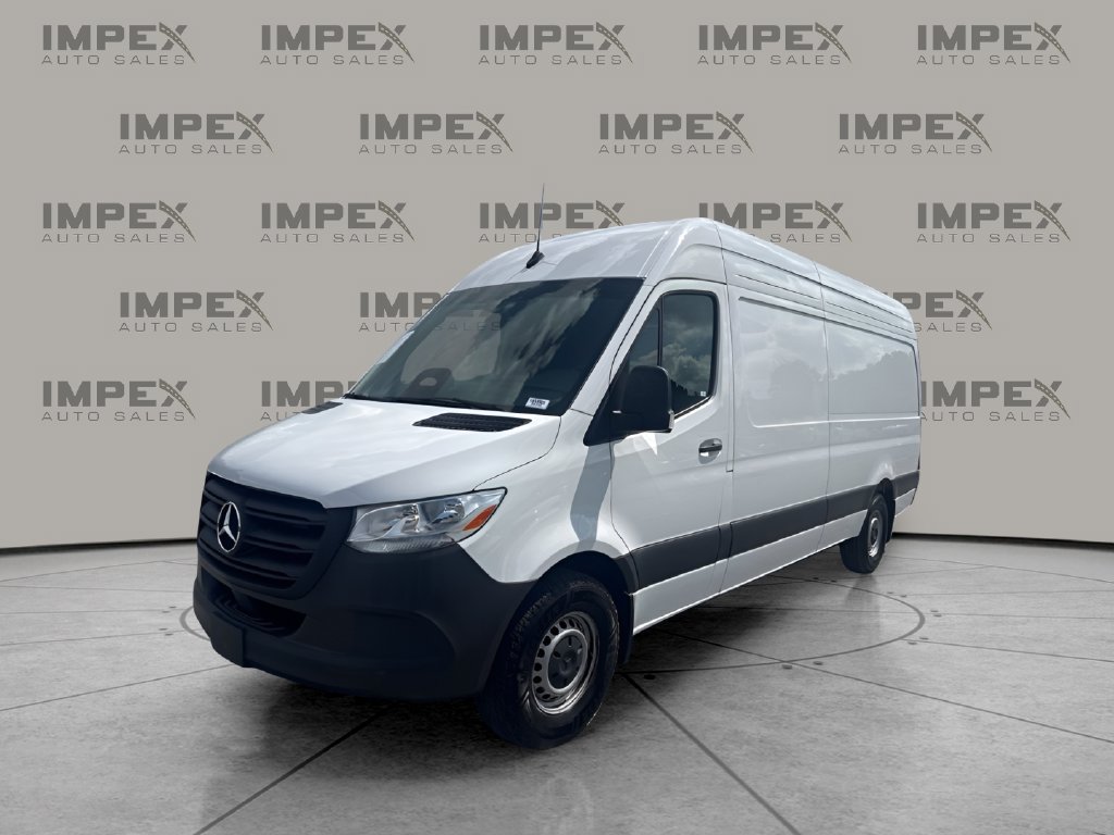 Used 2025 Mercedes-Benz Sprinter 2500 image 1