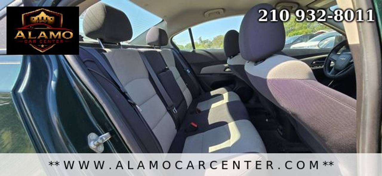Used 2014 Chevrolet Cruze LS FWD image 19