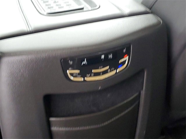 Used 2020 Cadillac Escalade Luxury image 30