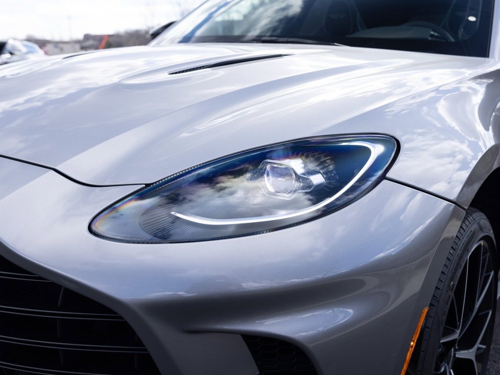 New 2025 Aston Martin DBX 707 image 14