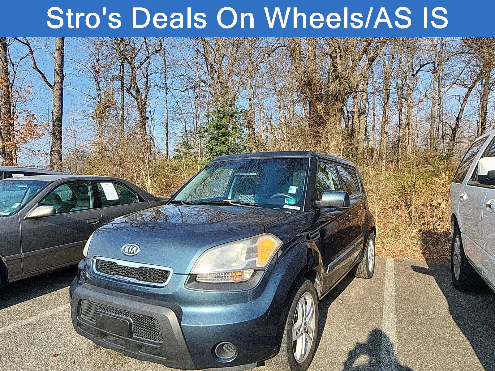 Used 2011 Kia Soul + w/ Audio Pkg image 1