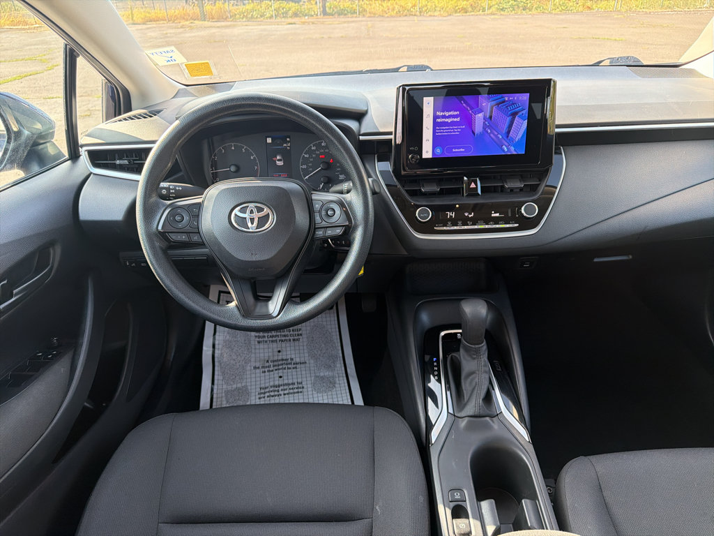 Used 2024 Toyota Corolla LE FWD image 18