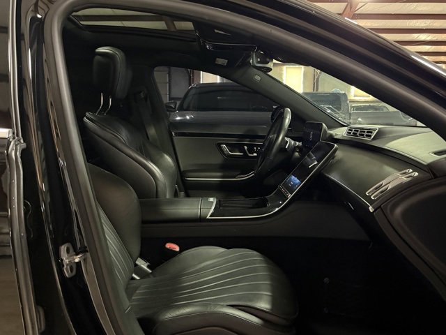 Used 2022 Mercedes-Benz S 500 4MATIC image 11