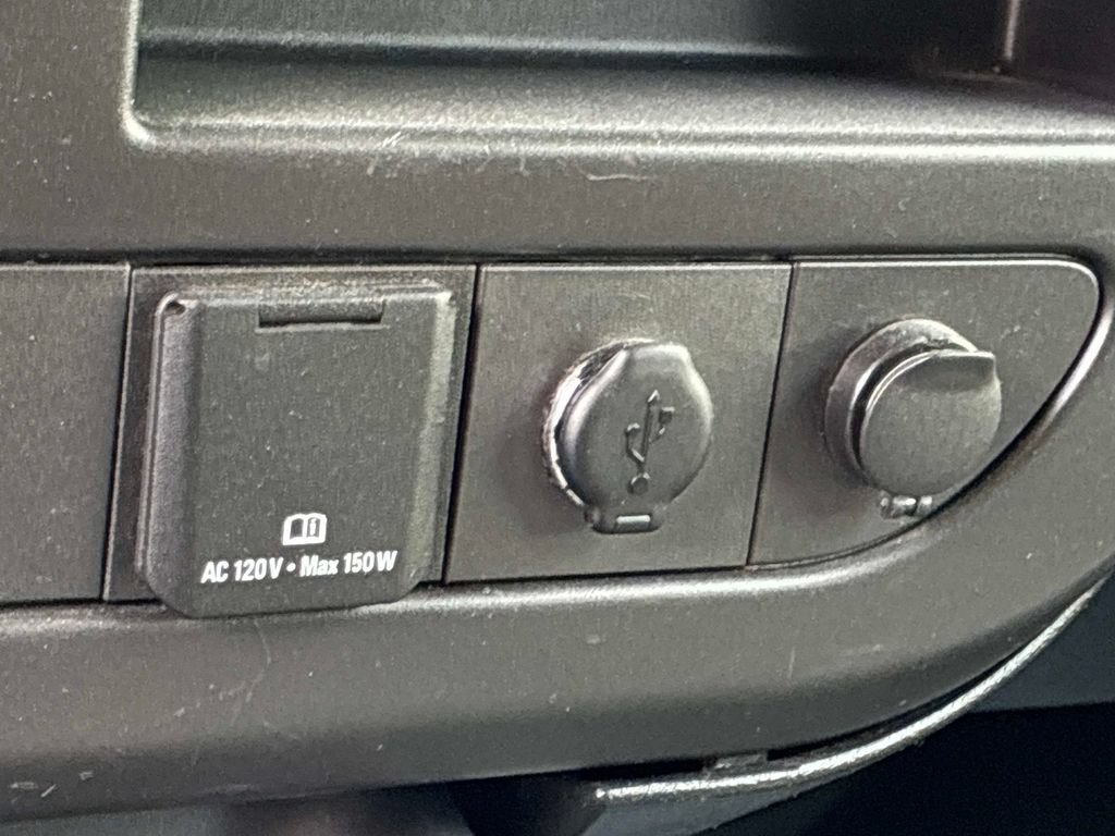 Used 2020 Chevrolet Express 2500 Extended w/ Communications Package RWD image 32