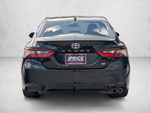 Used 2023 Toyota Camry SE image 6