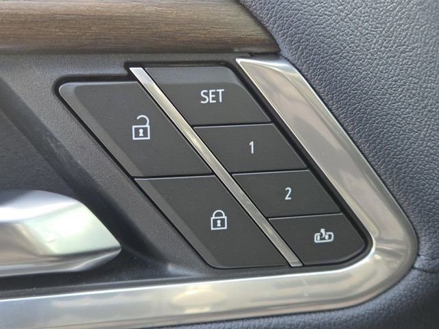 Certified 2025 Chevrolet Silverado 1500 High Country w/ Technology Package image 12