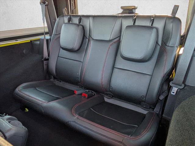Used 2023 Jeep Wrangler Rubicon AWD/4WD image 19