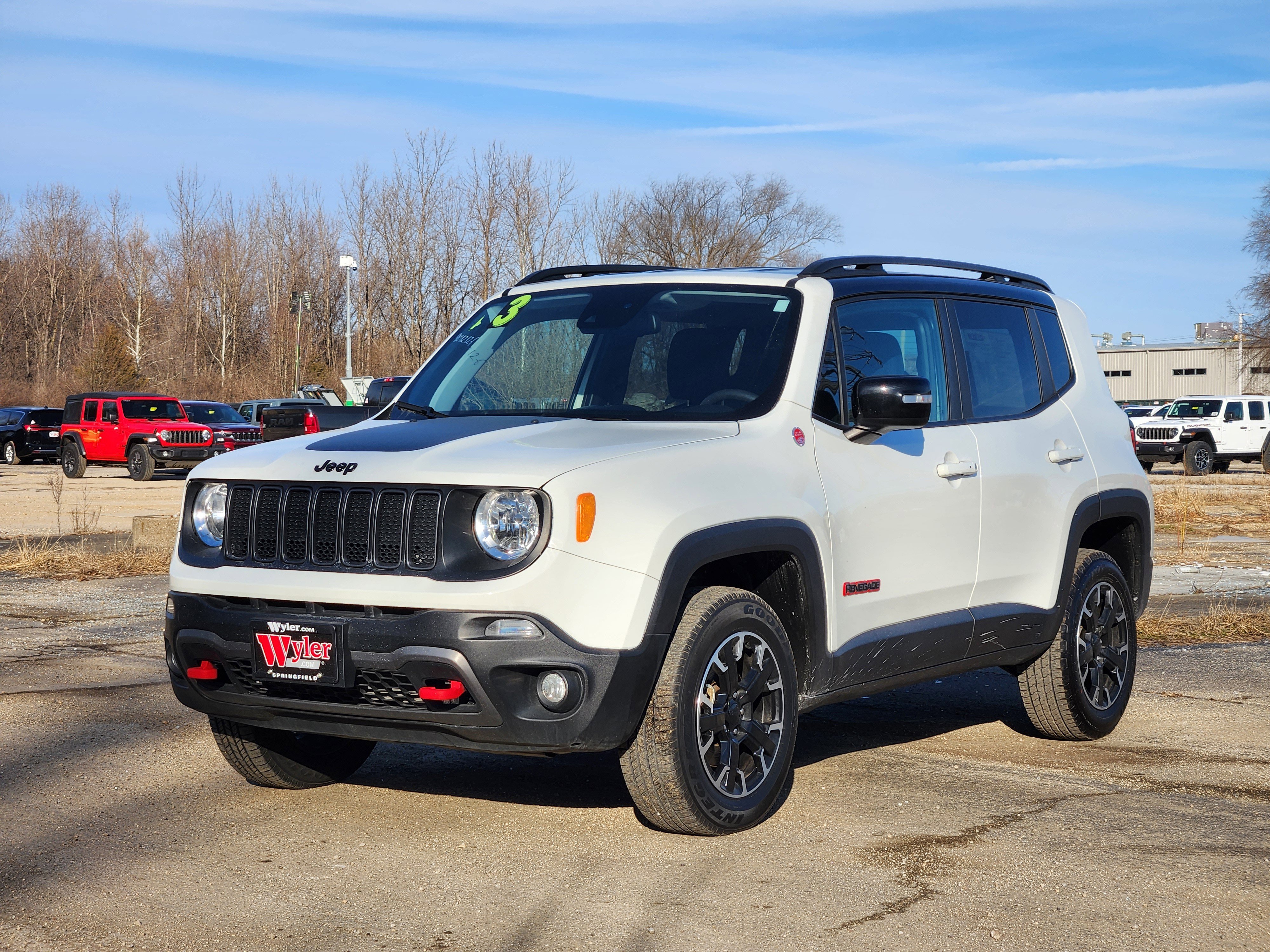 Used 2023 Jeep Renegade Trailhawk image 15