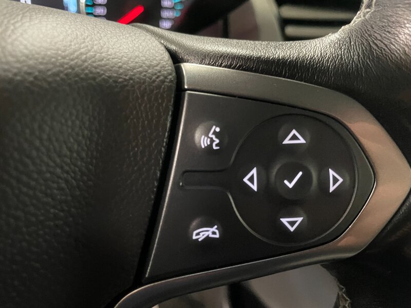 Used 2020 Chevrolet Suburban LT AWD/4WD image 11