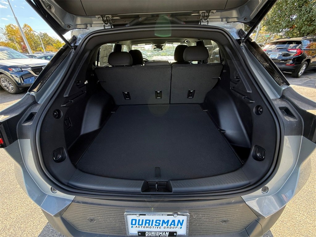 New 2026 Chevrolet Equinox EV LT w/ Midnight Package image 22