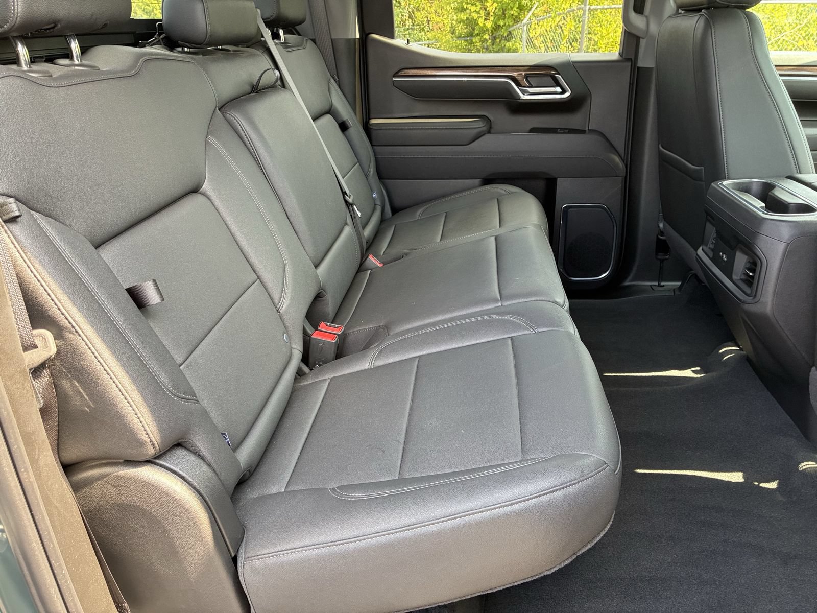 Used 2025 Chevrolet Silverado 1500 LT Trail Boss w/ Convenience Package II AWD/4WD image 27