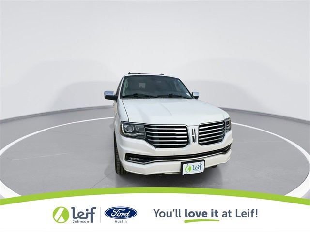 Used 2017 Lincoln Navigator L Select image 3