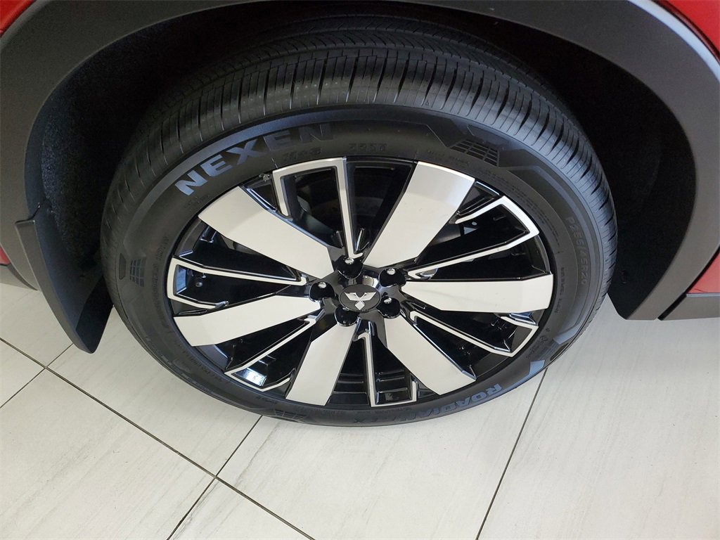 New 2025 Mitsubishi Outlander SE image 7