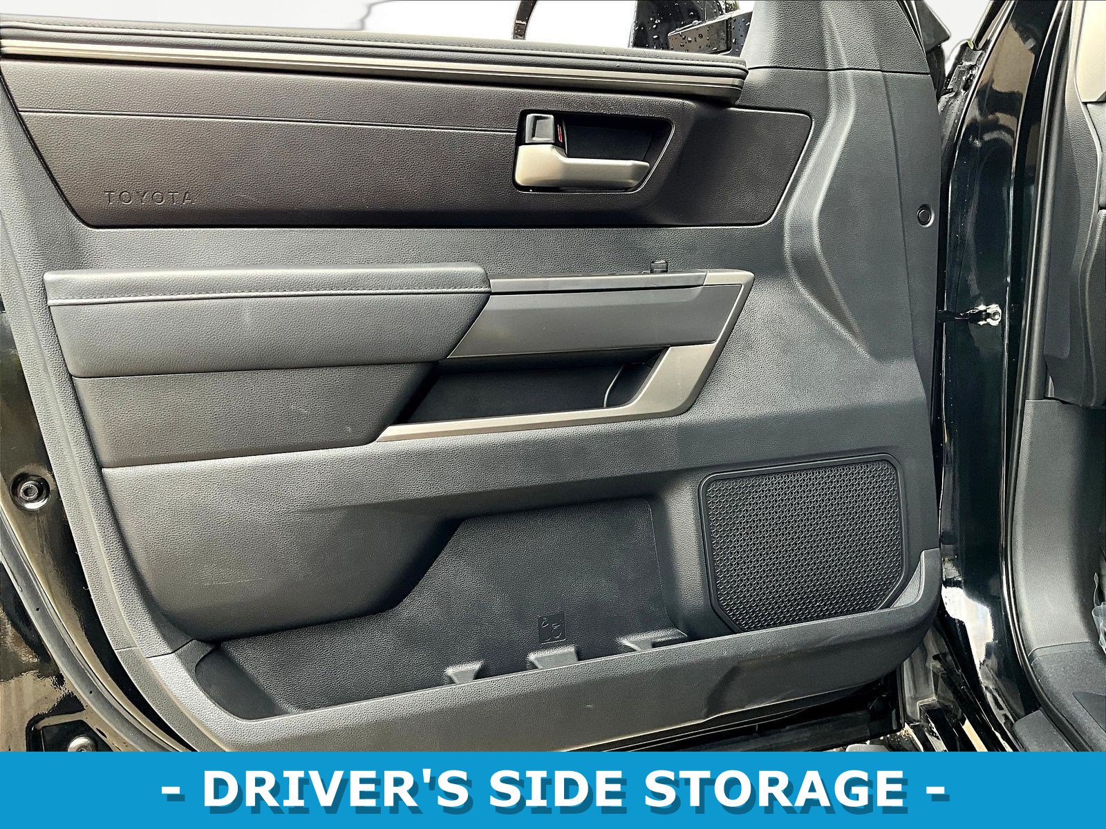 Used 2024 Toyota Sequoia SR5 w/ SR5 Premium Package AWD/4WD image 20