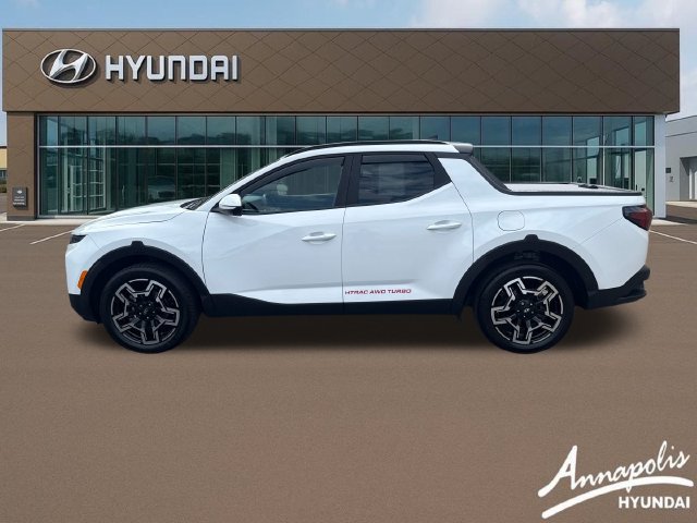 Certified 2025 Hyundai Santa Cruz Limited AWD/4WD image 2