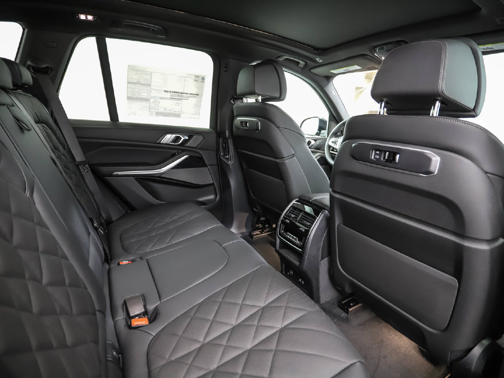 New 2026 BMW X5 xDrive40i w/ M Sport Package AWD/4WD image 26