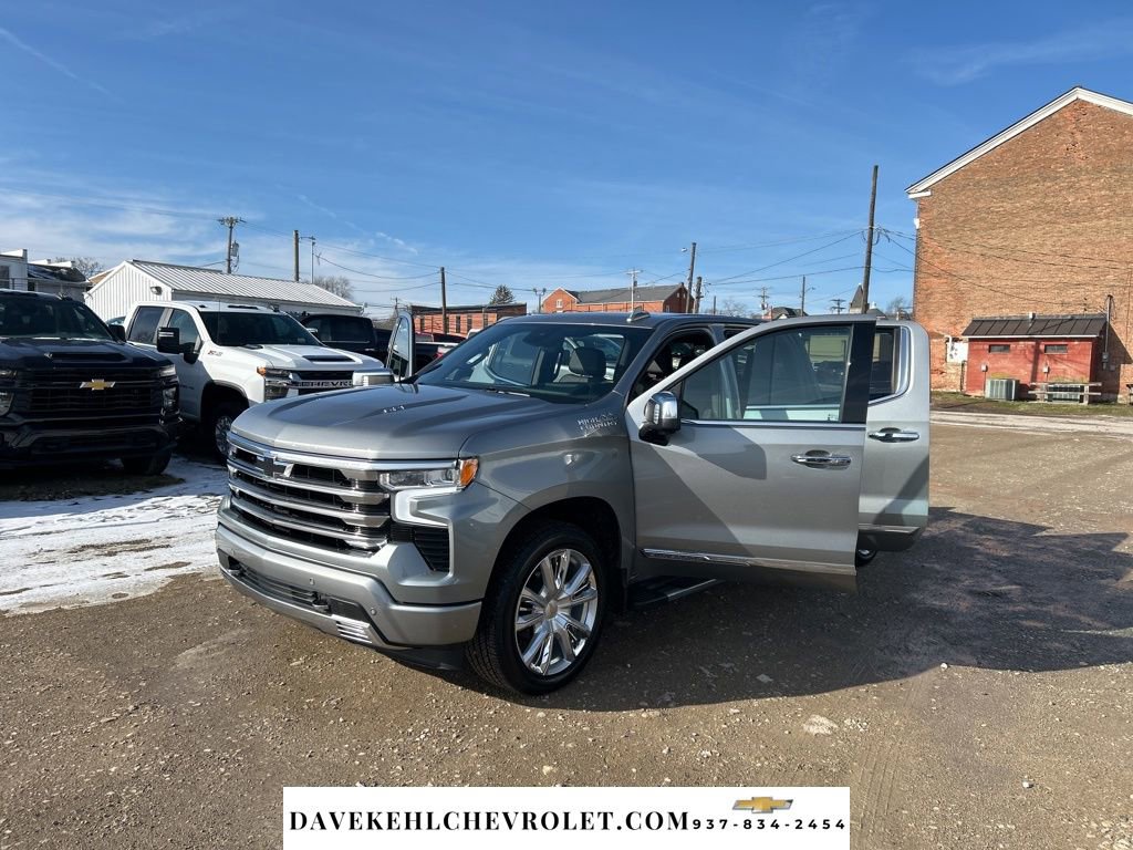 Used 2023 Chevrolet Silverado 1500 High Country w/ Technology Package image 29