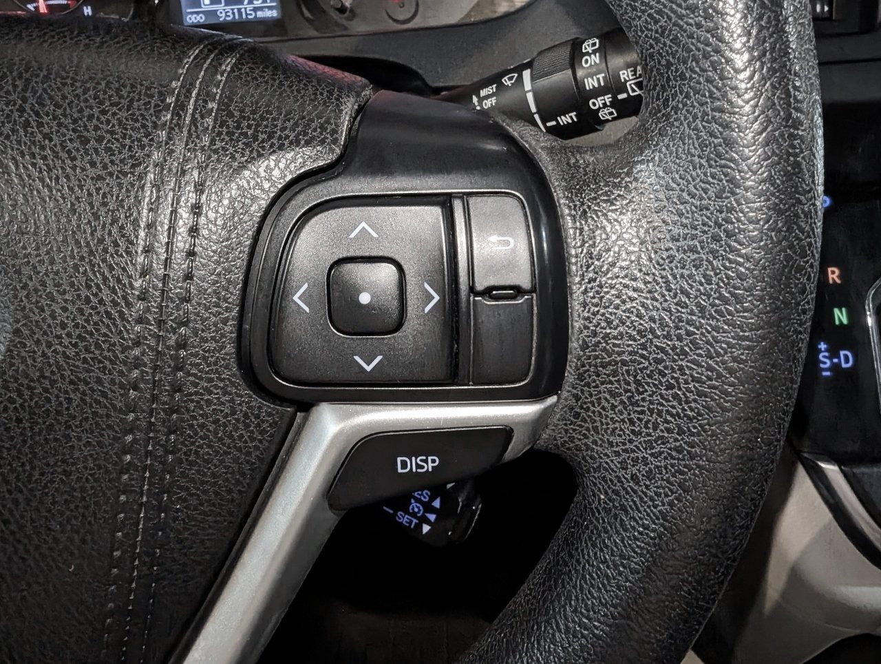 Used 2015 Toyota Sienna LE FWD image 45