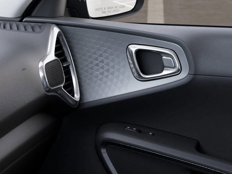 Used 2025 Kia Soul LX image 27