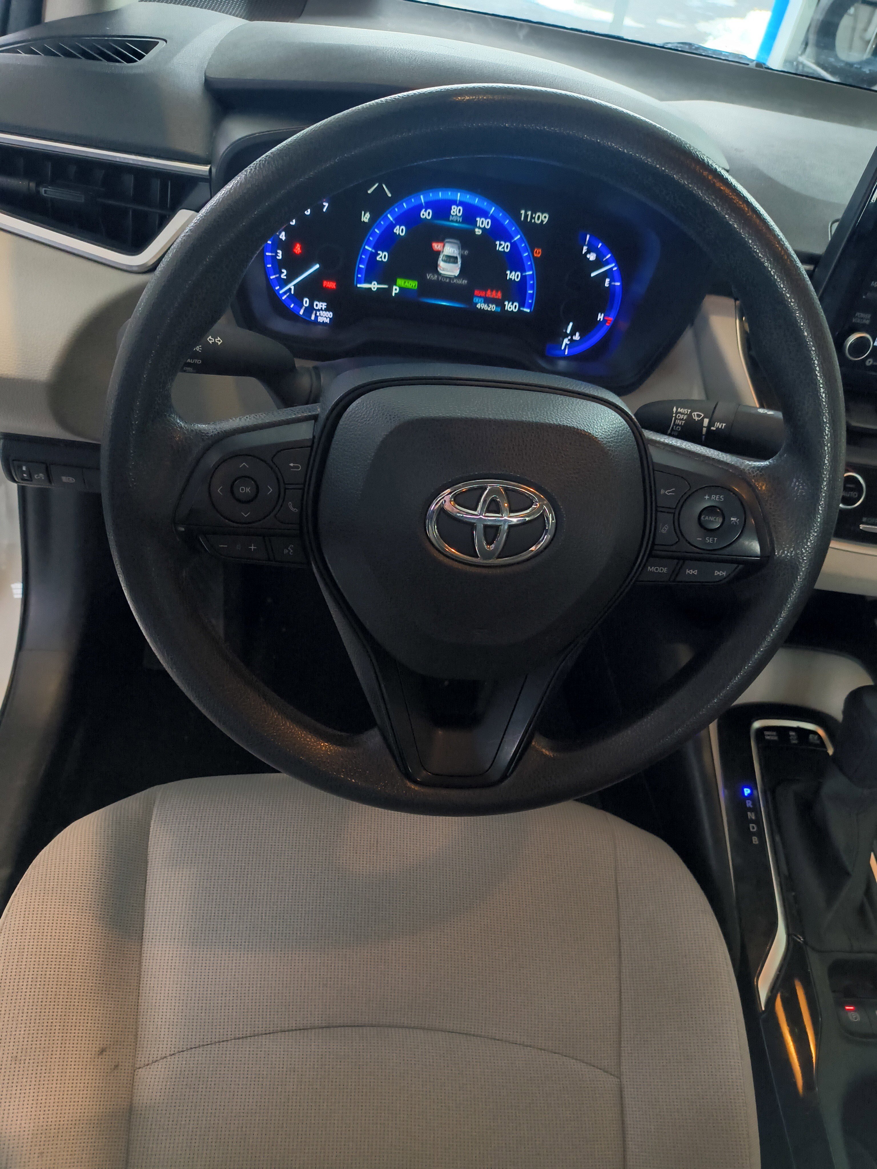 Used 2022 Toyota Corolla LE image 12