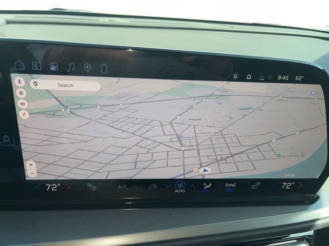 New 2026 Chevrolet Traverse LT w/ Sun and Wheel Package FWD image 32