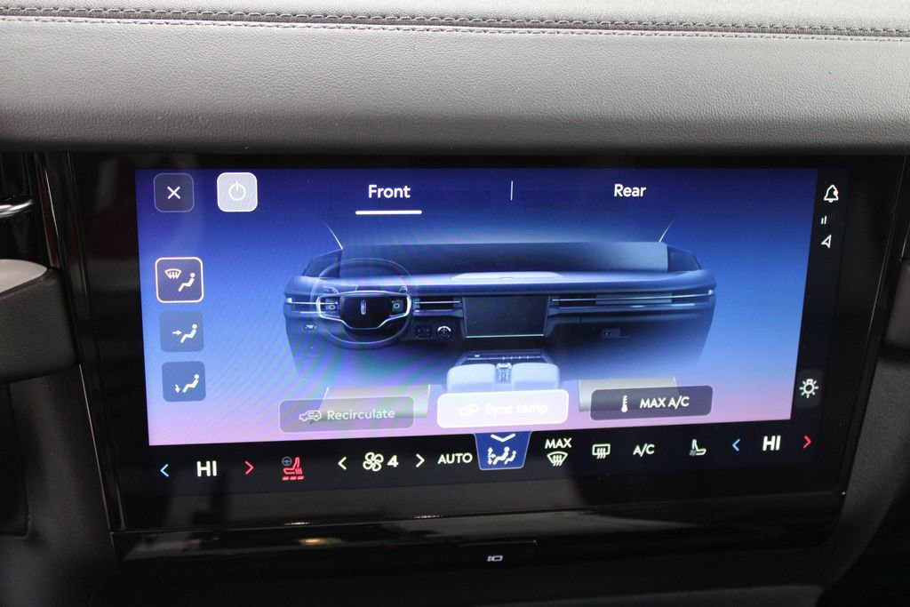 New 2026 Lincoln Navigator L Premier AWD/4WD image 50