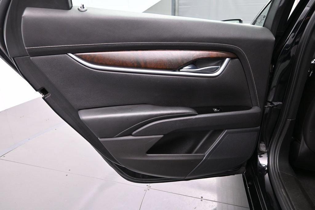 Used 2019 Cadillac XTS Luxury FWD image 25