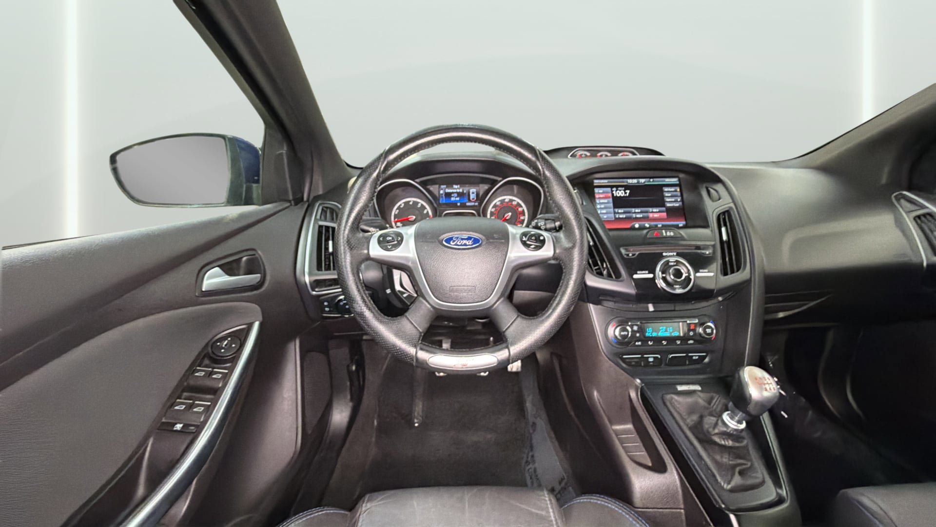 Used 2014 Ford Focus ST w/ Equipment Group 201A FWD image 17